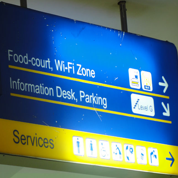 Way finding signs for direction